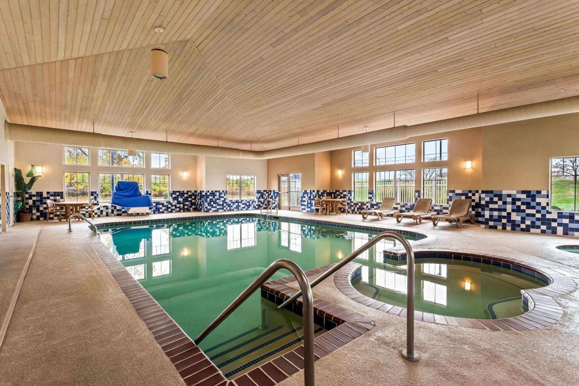 Country Inn & Suites By Radisson, Portage, In Εξωτερικό φωτογραφία